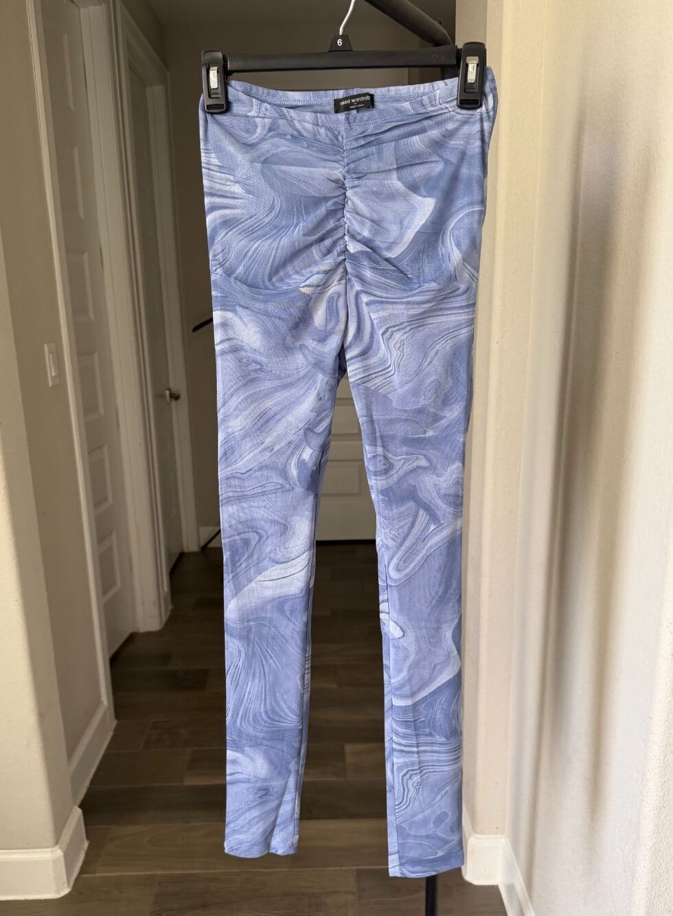 Naked Wardrobe Blue Smoke Marble Ruched Mesh Leggings Size M NWOT